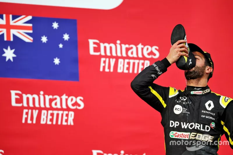 Podio: tercer lugar Daniel Ricciardo, Renault F1 Team