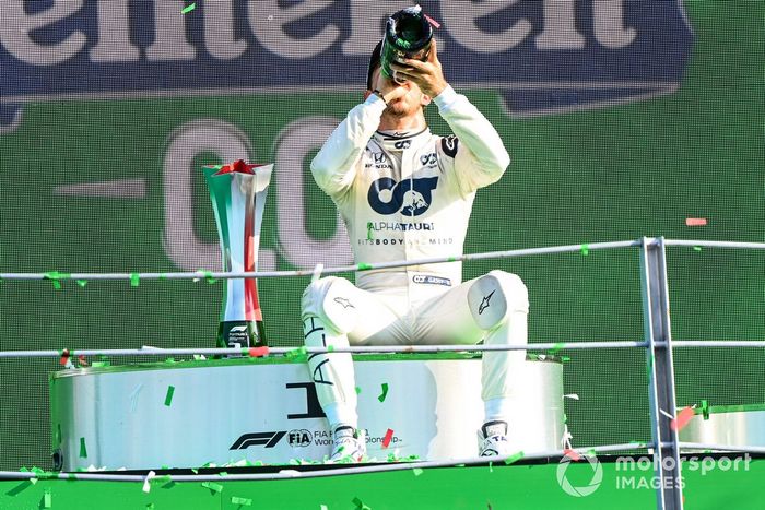 Podio: ganador Pierre Gasly, AlphaTauri