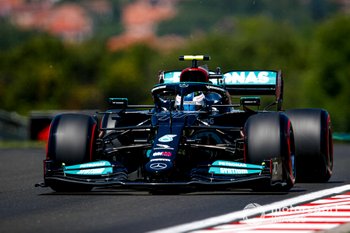 Macaristan GP 2. antrenman: Bottas lider, Mercedes 1-2!