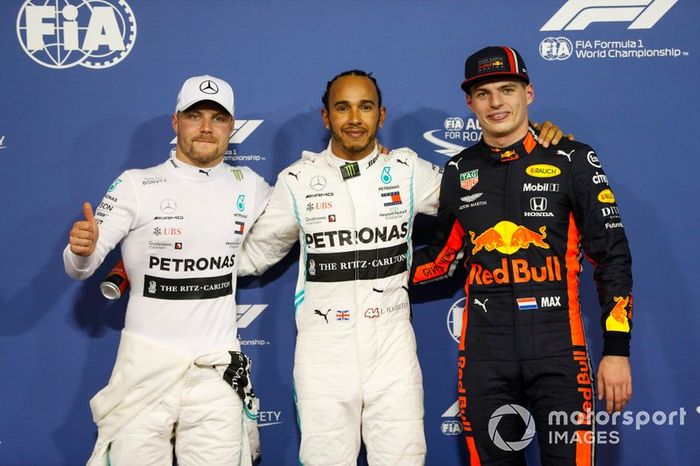 Top 3 después de la calificación, Lewis Hamilton, Mercedes AMG F1, Valtteri Bottas, Mercedes AMG F1 y Max Verstappen, Red Bull Racing