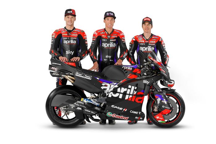 Lorenzo Savadori, Aleix Espargaró, Maverick Viñales, Aprilia Racing