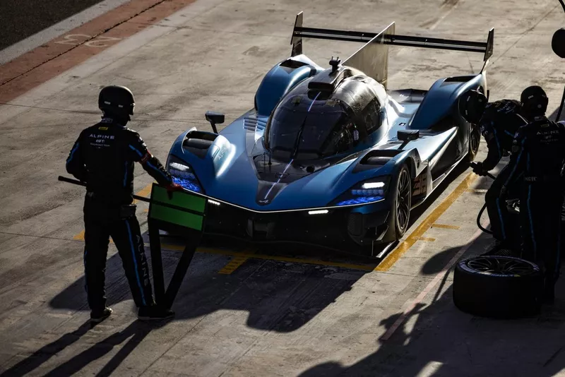 Alpine A424