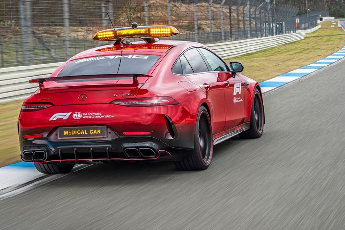 Mercedes‑AMG GT 63 S 4MATIC+ F1 Medical Car