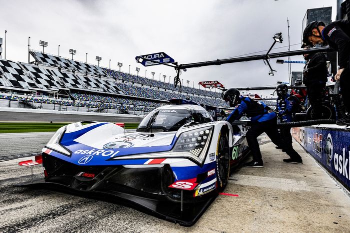 #60 Acura Meyer Shank Racing w/Curb Agajanian Acura ARX-06: Tom Blomqvist, Colin Braun, Scott Dixon, Felix Rosenqvist