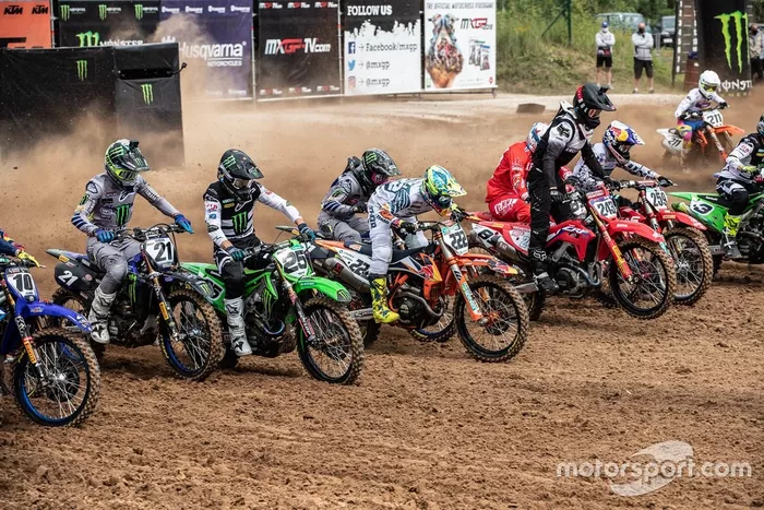 Salida de MXGP en Kegums