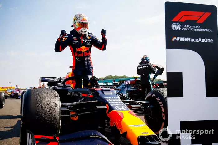 Max Verstappen - Red Bull Racing R16-Honda - GP 70 Aniversario F1 2020