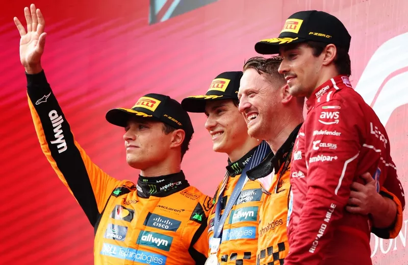 Charles Leclerc, Ferrari, Lando Norris, McLaren, Oscar Piastri