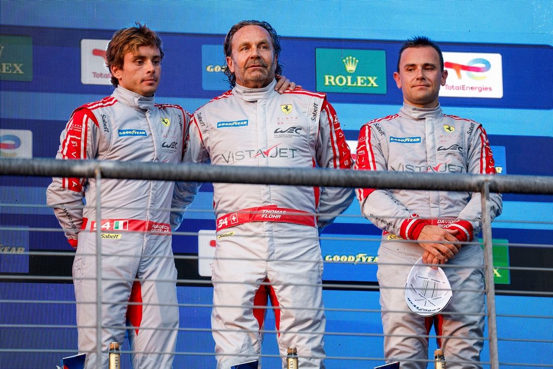 #54 Vista AF Corse Ferrari 296 LMGT3: Thomas Flohr, Francesco Castellacci, Davide Rigon