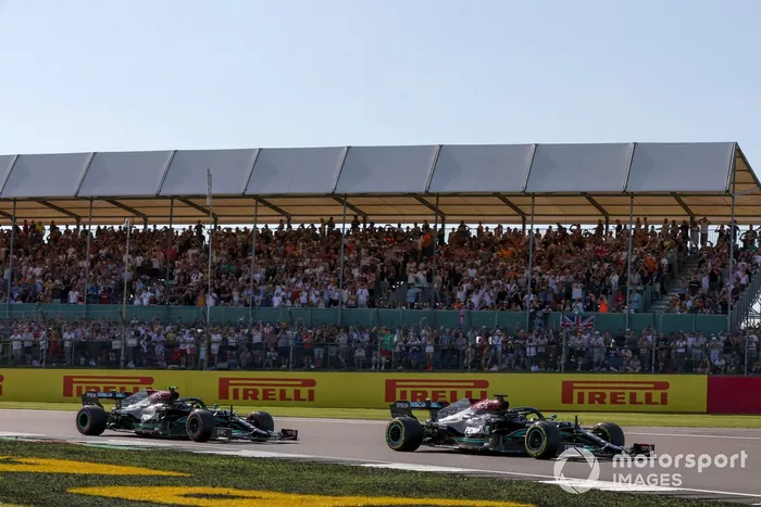 Lewis Hamilton, Mercedes W12, Valtteri Bottas, Mercedes W12