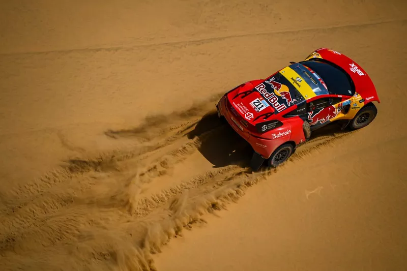 #211 Bahrain Raid Xtreme Prodrive: Sebastien Loeb, Fabian Lurquin