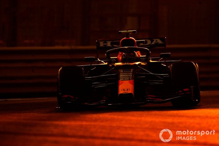 Sergio Pérez, Red Bull Racing RB16B