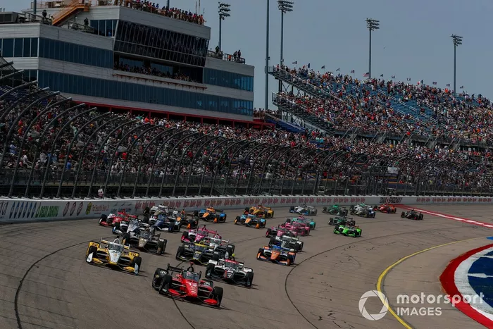 Will Power, Team Penske Chevrolet Scott McLaughlin, Team Penske Chevrolet David Malukas, Dale Coyne Racing c/ HMD Honda Colton Herta, Andretti Autosport c/ Curb-Agajanian Honda Graham Rahal, Rahal Letterman Lanigan Racing Honda, start start
