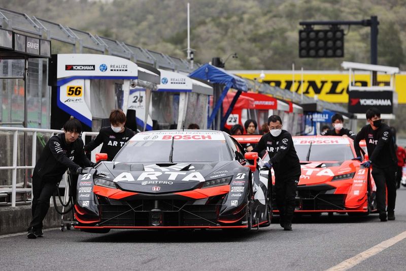 ギャラリー】2023年のスーパーGTがいよいよ開幕。ついに待ってい