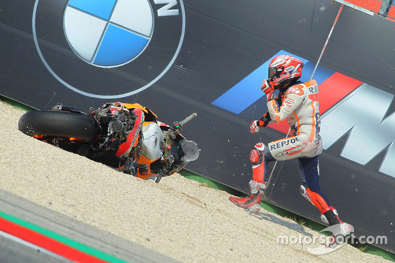 Аварія Марка Маркеса, Repsol Honda Team