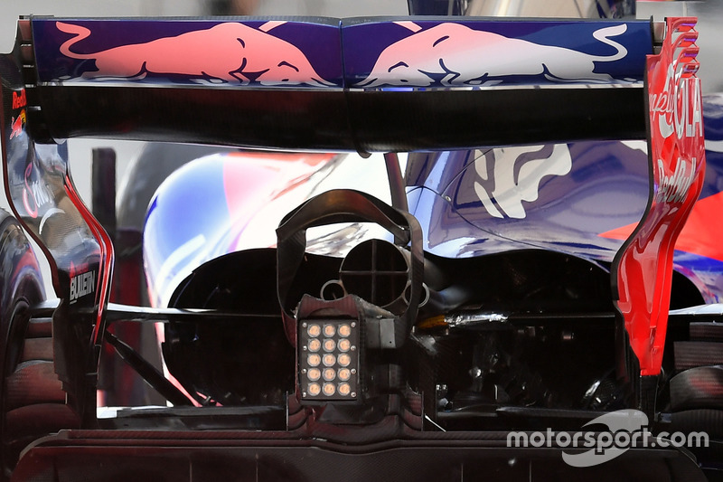 Данііл Квят, Scuderia Toro Rosso STR12