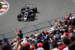 Romain Grosjean, Haas F1 Team VF-17 fans
