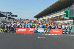 Gruppenfoto: Die Fahrer der Saison 2017 der Motorrad-Langstrecken-WM (FIM EWC)