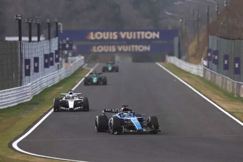 Alexander Albon, Williams, Sergio Perez, Cadillac Racing