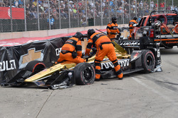James Hinchcliffe, Schmidt Peterson Motorsports Honda, crash
