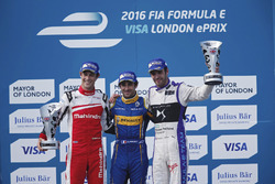 Podio: il vincitore della gara Nicolas Prost, Renault e.Dams; il secondo classificato Bruno Senna, M