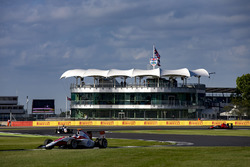 Alexander Albon, ART Grand Prix