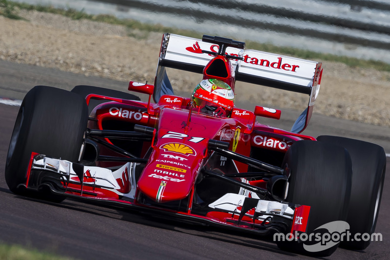 Esteban Gutierrez, Ferrari tests the 2017 spec Pirelli