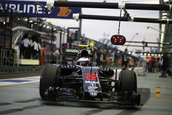 Jenson Button, McLaren MP4-31
