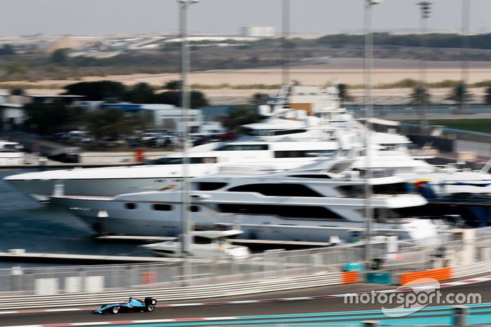 Tatiana Calderon, Jenzer Motorsport