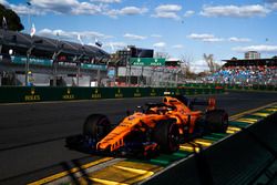 Stoffel Vandoorne, McLaren MCL33 Renault