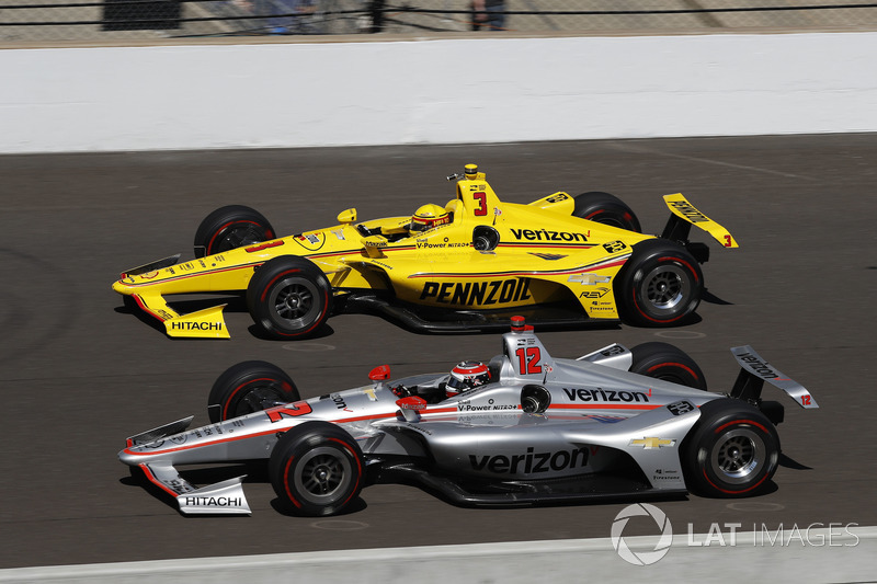 Helio Castroneves, Team Penske Chevrolet, Will Power, Team Penske Chevrolet