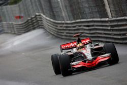 Lewis Hamilton, McLaren Mercedes MP4/23
