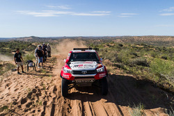 #304 Toyota Gazoo Racing Toyota: Giniel de Villiers, Dirk von Zitzewitz