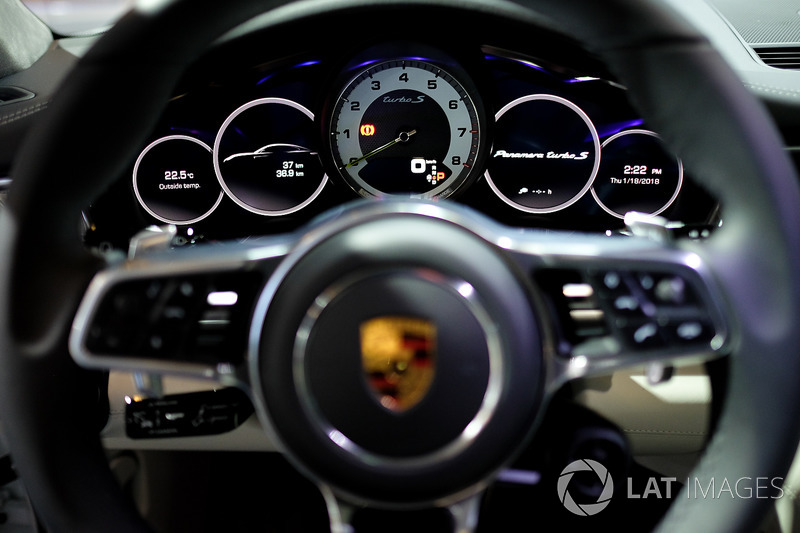 Porsche Panamera Turbo S e-Hybrid