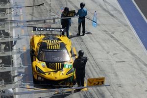 #81 TF Sport Corvette Z06 LMGT3.R: Tom Van Rompuy, Rui Andrade, Charlie Eastwood