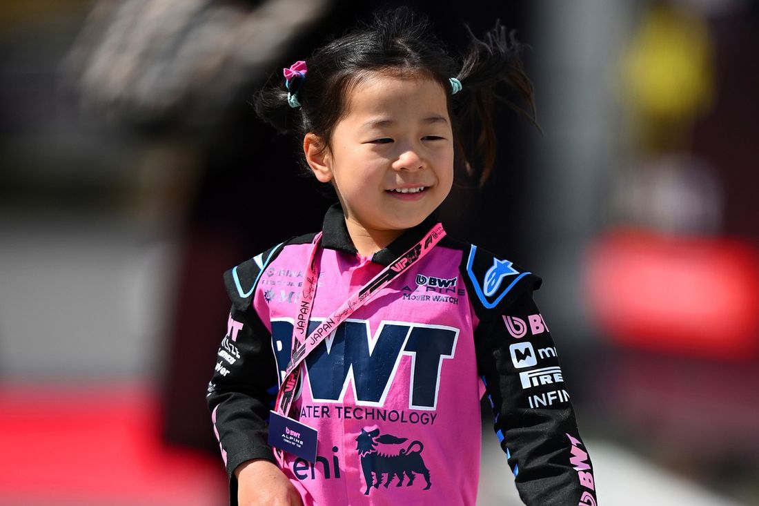 A young fan of Alpine F1