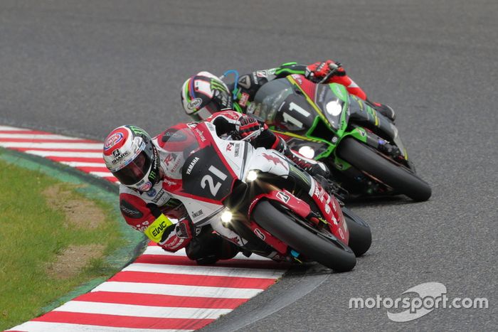 #21 YAMAHA FACTORY RACING TEAM, #11 Kawasaki Team GREEN