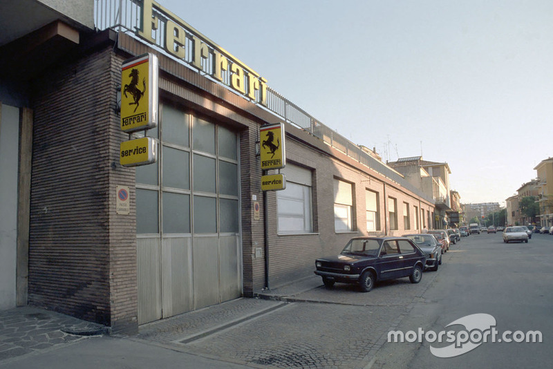 Modena 1989, garage Ferrari