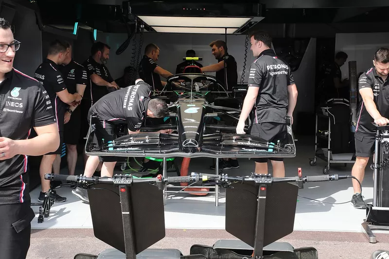 Détails techniques de la Mercedes W14