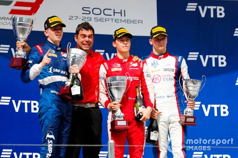 Robert Shwartzman, PREMA Racing, Marcus Armstrong, PREMA Racing y Niko Kari, Trident Robert Shwartzman, PREMA Racing