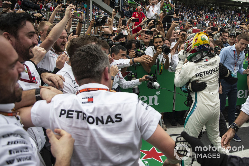 Lewis Hamilton, Mercedes AMG F1 celebra