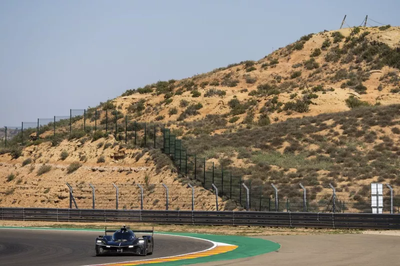 Alpine A424