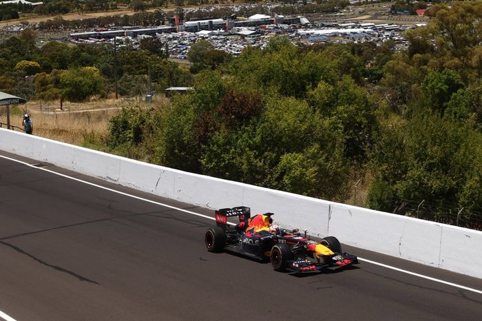 Liam Lawson, Red Bull RB7