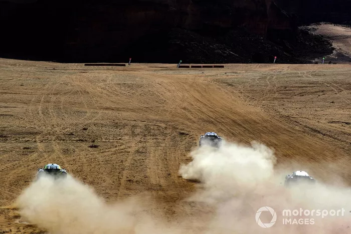 Catie Munnings, Timmy Hansen, Andretti United Extreme E, Christine 'GZ' Giampaoli Zonca, Oliver Bennett, Hispano Suiza Xite Energy Team, y Mikaela Ahlin-Kottulinsky, Jenson Button, JBXE Extreme-E Team