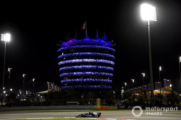 Lewis Hamilton, Mercedes W12