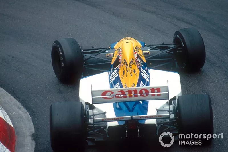 Nigel Mansell, Williams FW14B Renault, at Loews Hairpin