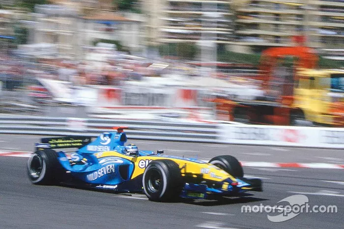 86: Jarno Trulli, Renault R24