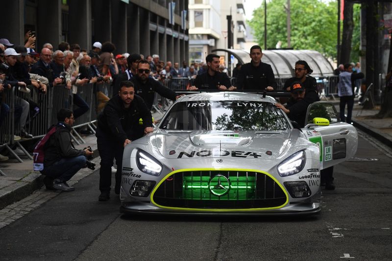 #60 Iron Lynx Mercedes-AMG LMGT3