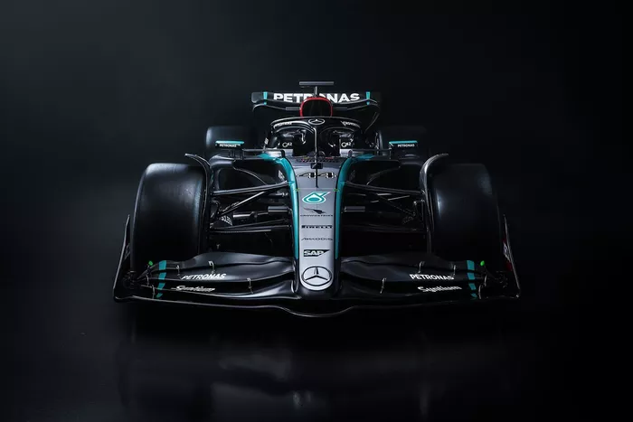 Lewis Hamilton, Mercedes W15
