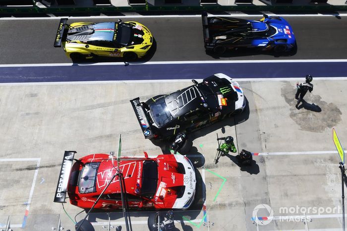 #31 Team WRT BMW M4 LMGT3: Darren Leung, Sean Gelael, Augusto Farfus. #46 Team WRT BMW M4 LMGT3: Ahmad Al Harthy, Valentino Rossi, Maxime Martin.