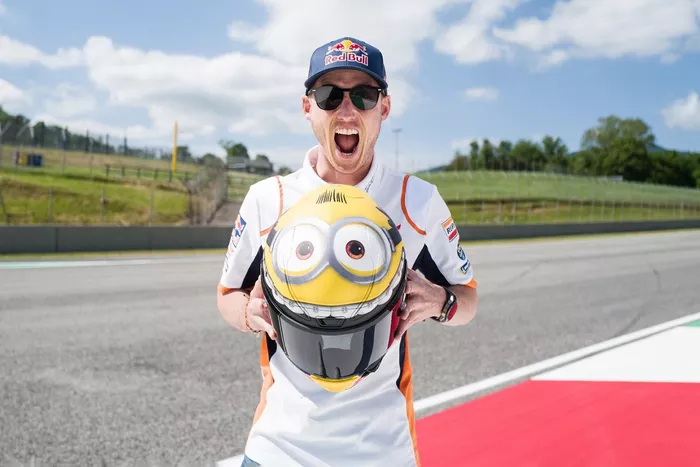 Casco especial de Mugello para Pol Espargaró, equipo Repsol Honda